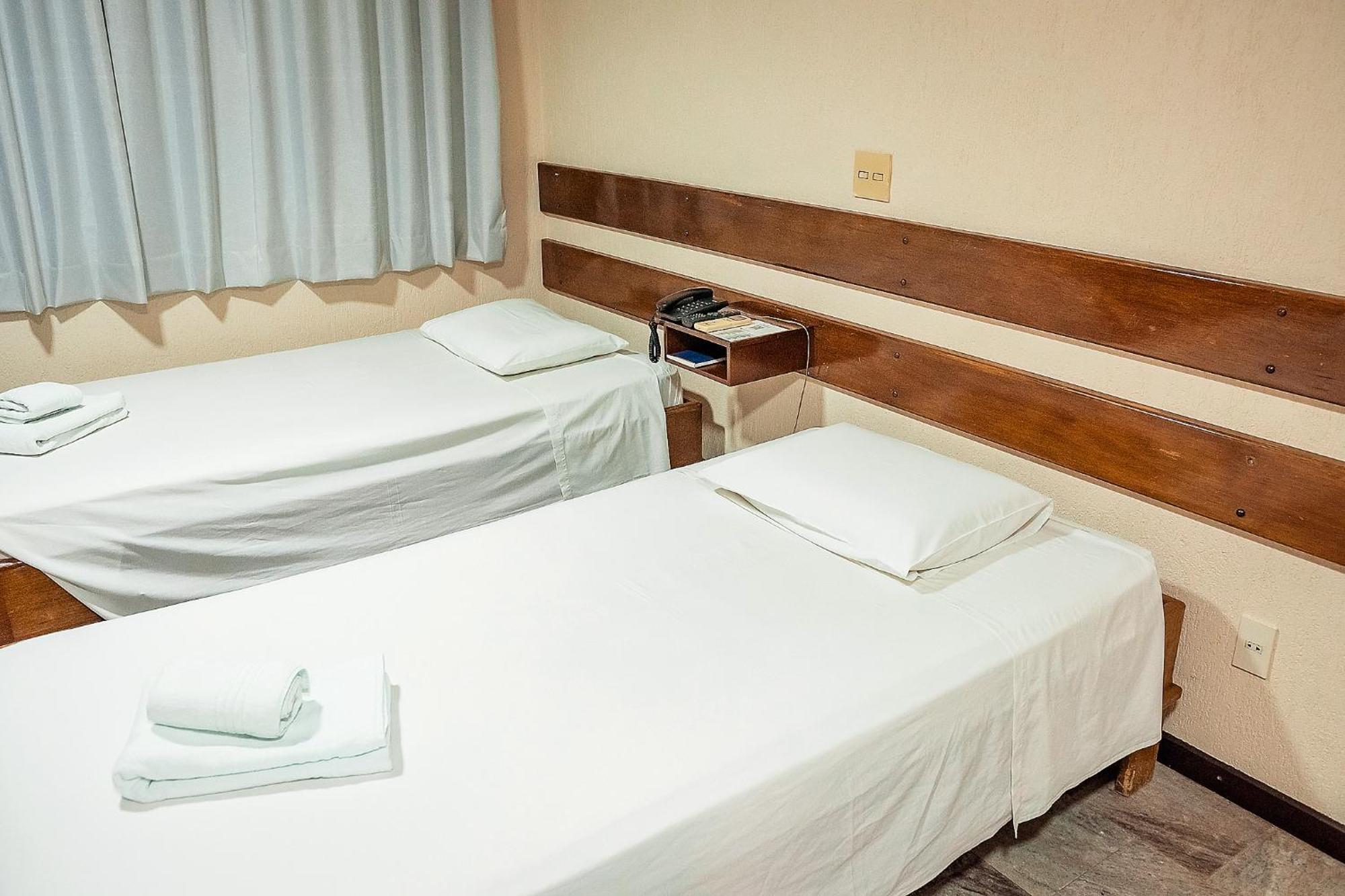 Sakr Hotel Penápolis Exteriér fotografie