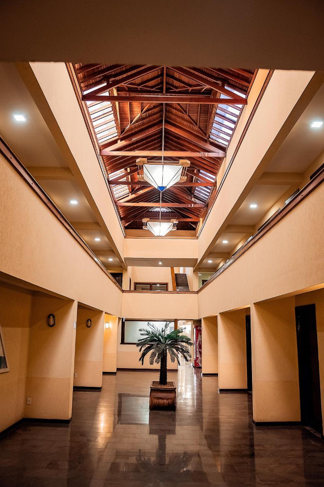 Sakr Hotel Penápolis Exteriér fotografie